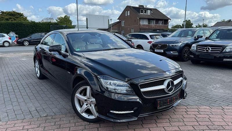 Schwarz Gebraucht 2012 Mercedes CLS500 AMG line Limousine | 23.900 € (Teuer) - Bild 1/4