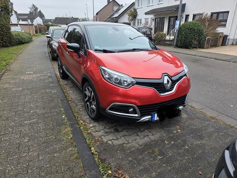 Rot Gebraucht 2016 Renault Captur SUV | 9.000 € (Superpreis) - Bild 1/4