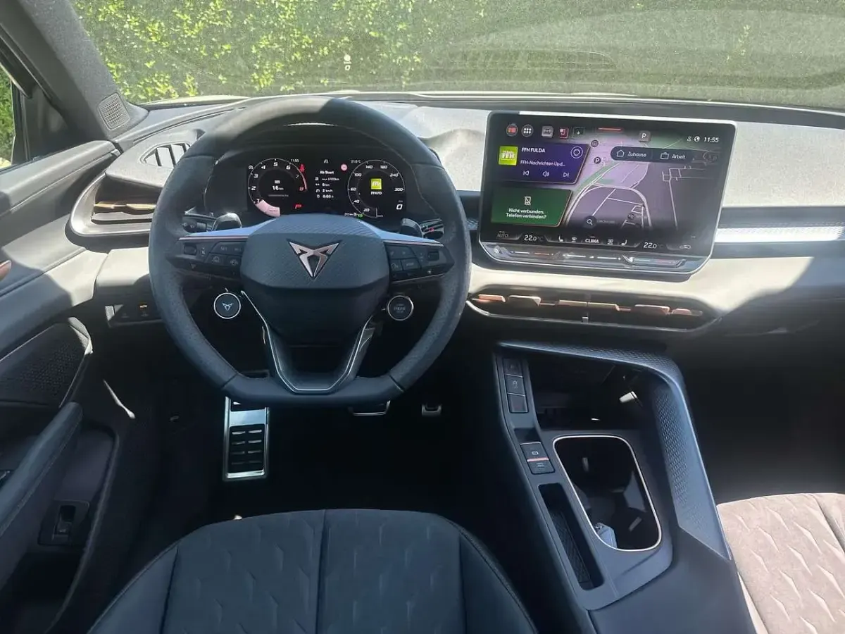 Neu Cupra Terramar 204 PS (150 kW) 2025 Grau SUV