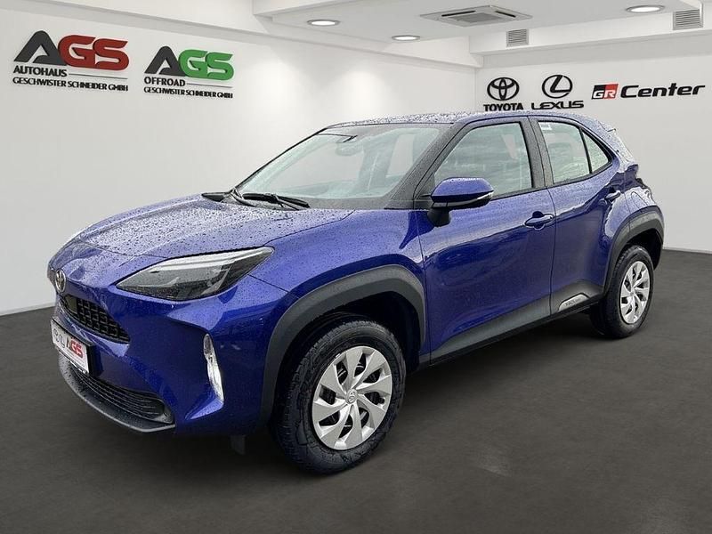 Blau Neu 2025 Toyota Yaris Cross Business Edition SUV | 25.990 € (Fairer Preis) - Bild 1/4