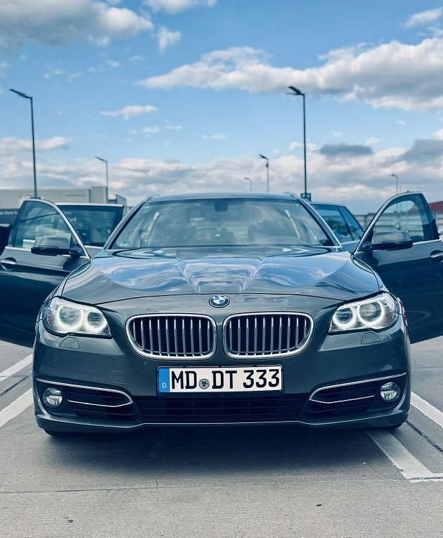 Braun Gebraucht 2014 BMW 520 Kombi | 11.300 € (Fairer Preis) - Bild 1/4