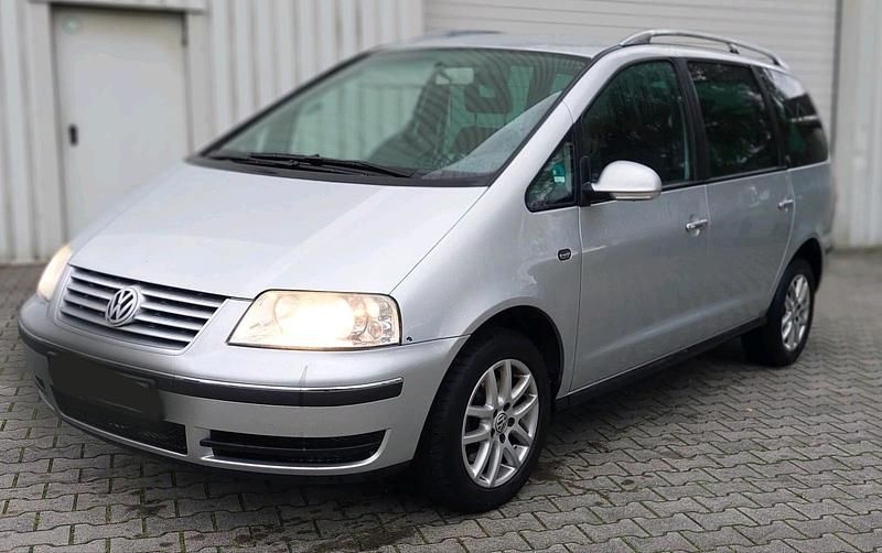 Silber Gebraucht 2006 VW Sharan Van / Kleinbus | 2.300 € (Superpreis) - Bild 1/4