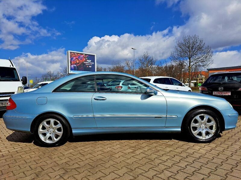 Gebraucht Mercedes CLK240 170 PS (125 kW) 2004 Blau Coupé