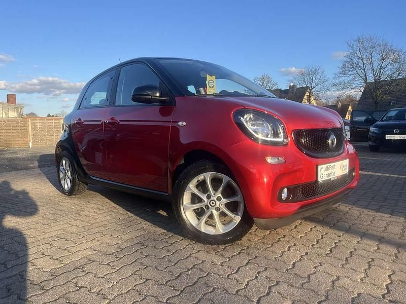 Second-hand Smart ForFour Passion 90 CP (66 kW) 2016 Roșu Hatchback