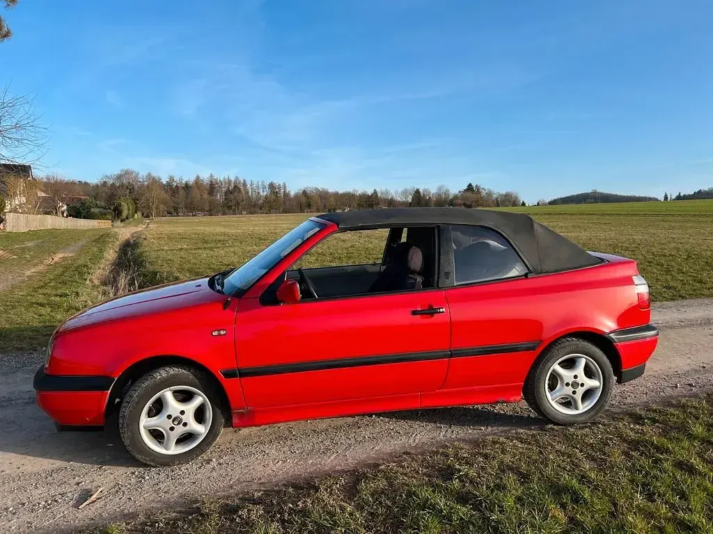 Gebraucht VW Golf Cabriolet 90 PS (66 kW) 1995 Rot Cabrio