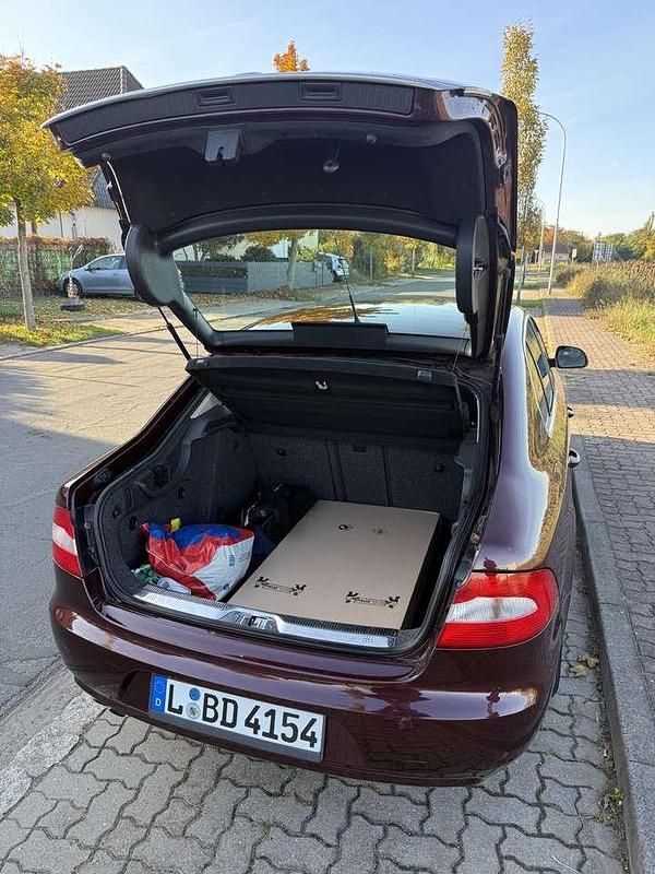 Gebraucht Skoda Superb Elegance 125 PS (91 kW) 2010 Limousine