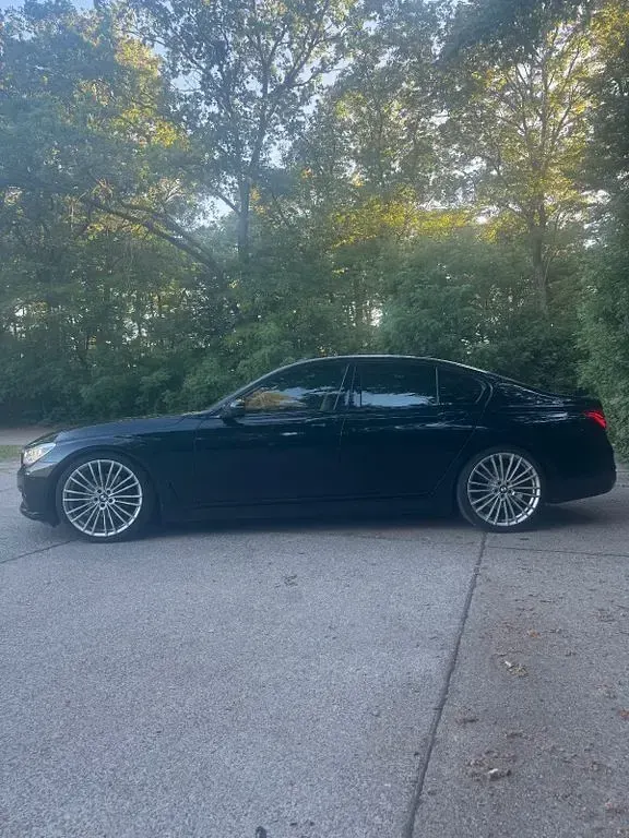 Gebraucht BMW 740 326 PS (239 kW) 2017 Schwarz Limousine