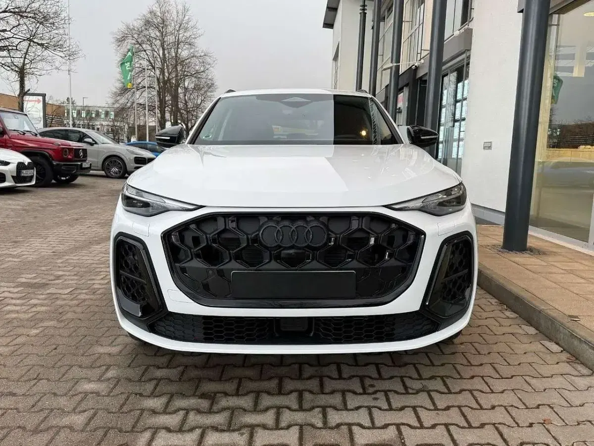 Gebraucht Audi Q5 Business 204 PS (150 kW) 2026 Weiß SUV