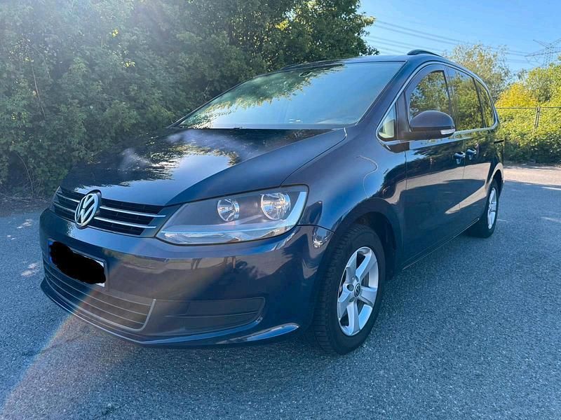 Blau Gebraucht 2011 VW Sharan Van / Kleinbus | 8.200 € (Fairer Preis) - Bild 1/4