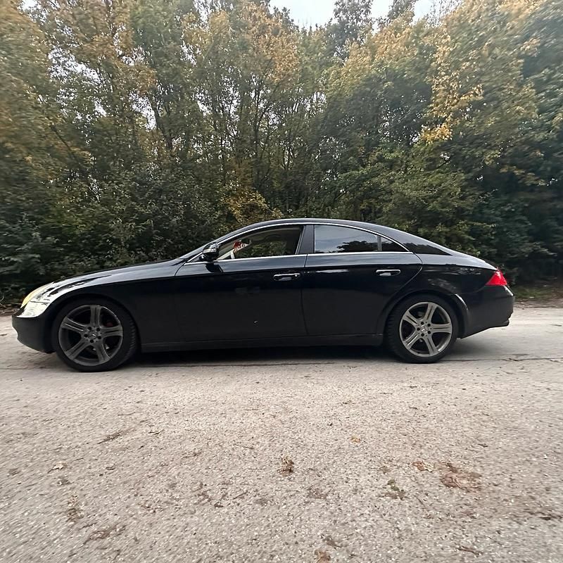 Schwarz Gebraucht 2008 Mercedes CLS320 Limousine | 4.650 € (Superpreis) - Bild 1/4