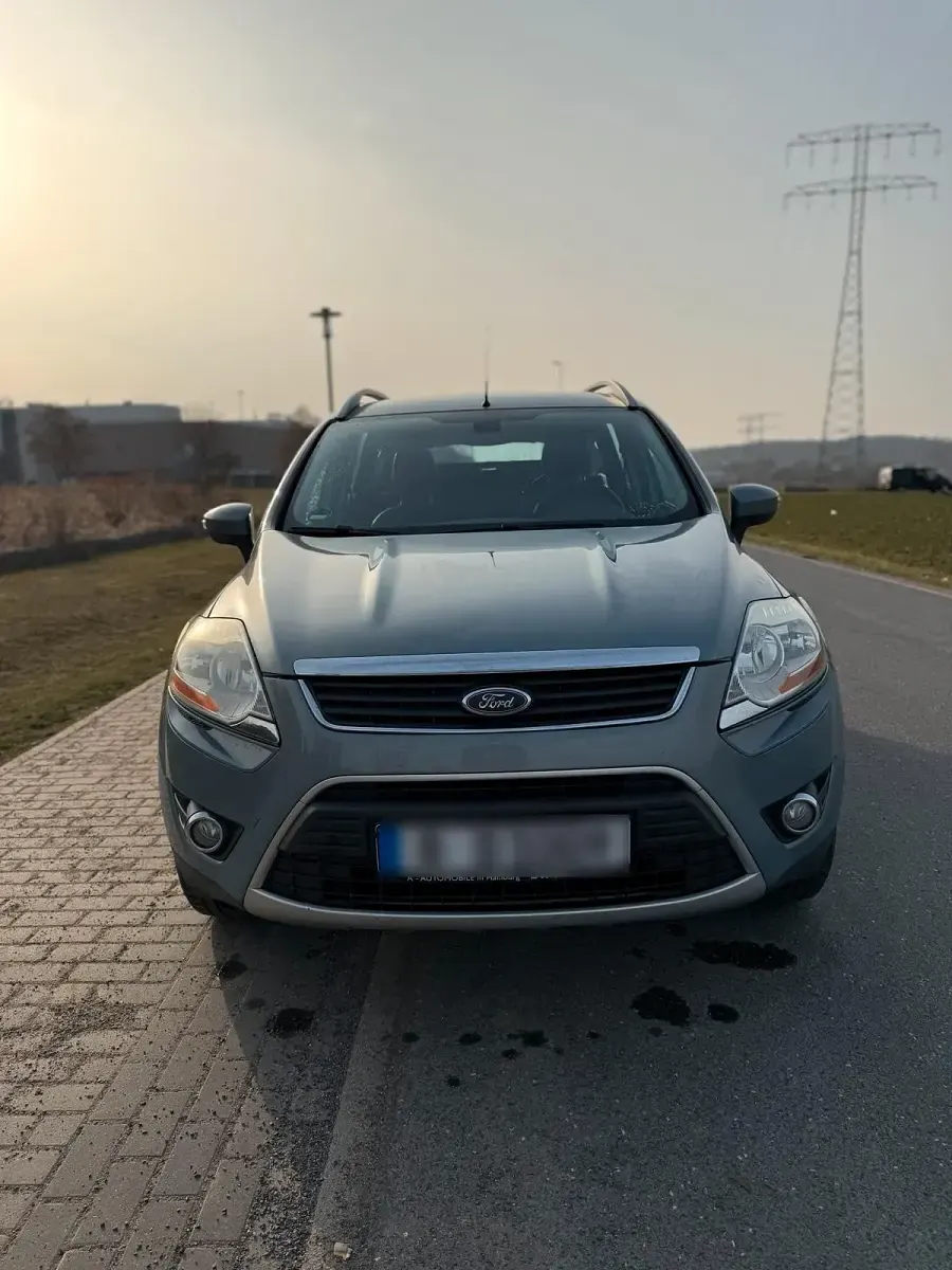 Second-hand Ford Kuga 200 CP (147 kW) 2009 Argintiu SUV
