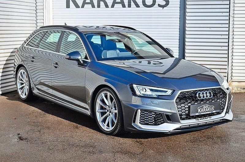 Gebraucht Audi RS4 Ambiente 450 PS (330 kW) 2018 Grau Kombi