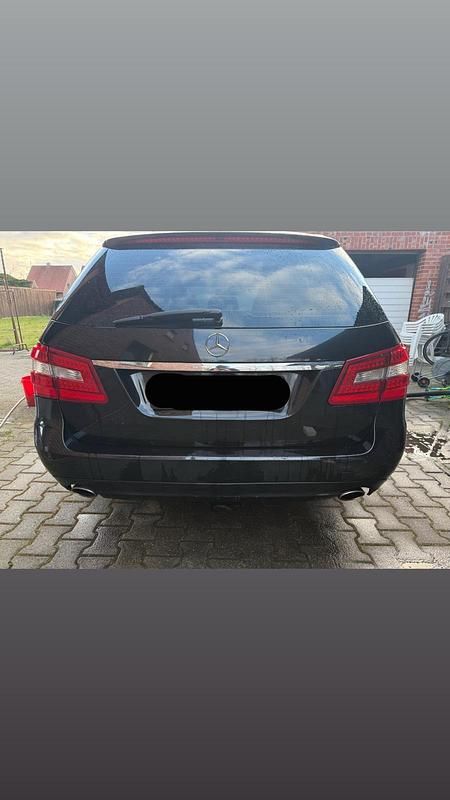 Usata Mercedes E350 2010 Nero Station wagon
