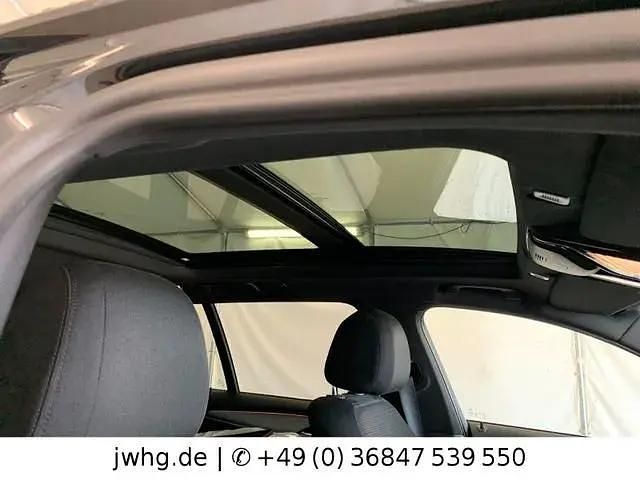 Gebraucht BMW 520 Performance 190 PS (139 kW) 2022 Schwarz Kombi