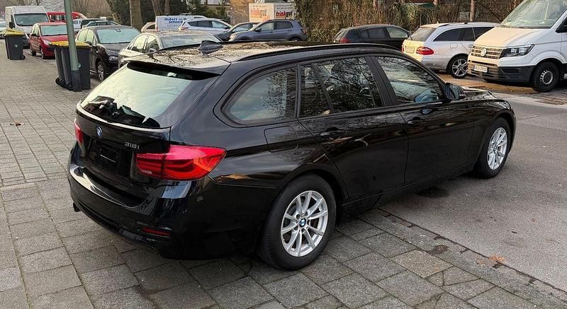 Gebraucht BMW 318 Advantage 136 PS (100 kW) 2016 Schwarz Kombi