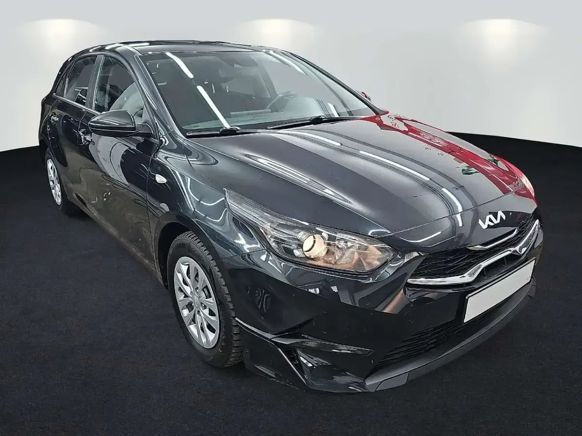 Occasion Kia Ceed 101 ch (74 kW) 2023 Noir Citadine