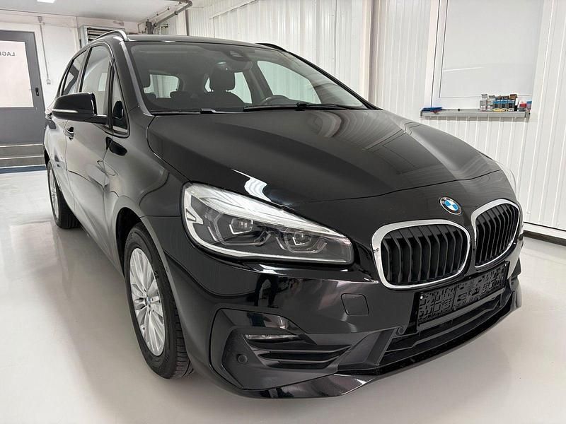 Gebraucht BMW 218 Active Tourer Advantage 140 PS (102 kW) 2019 Schwarz Van / Kleinbus