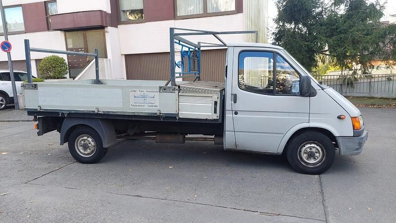 Second-hand Ford Transit 69 CP (50 kW) 1997 Gri Monovolum