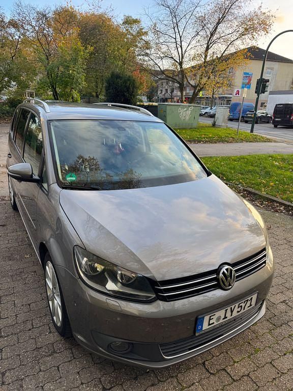 Grau Gebraucht 2011 VW Touran Van / Kleinbus | 4.200 € (Superpreis) - Bild 1/4