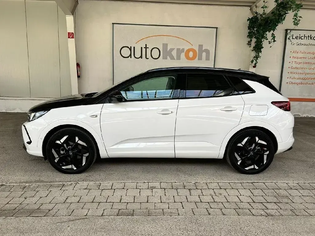 Gebraucht Opel Grandland X GSe 300 PS (220 kW) 2023 Weiß SUV