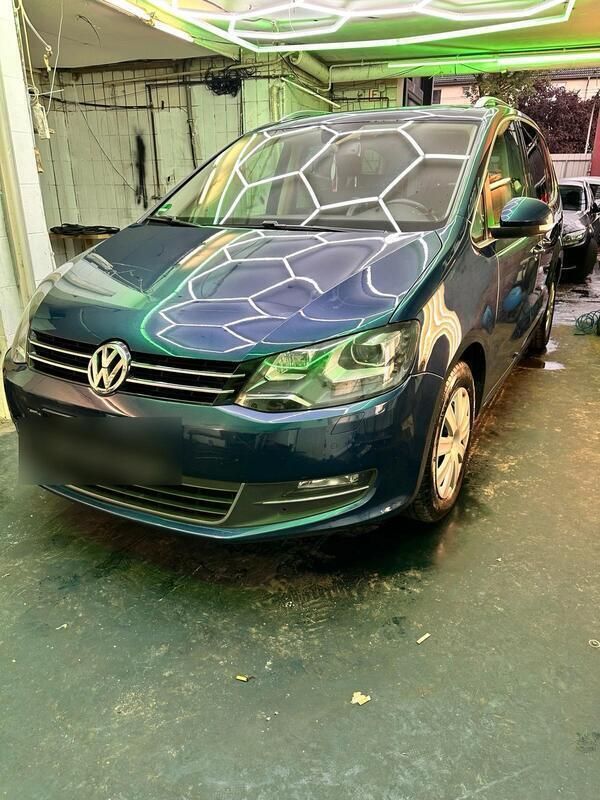 Blau Gebraucht 2013 VW Sharan Van / Kleinbus | 9.600 € (Guter Preis) - Bild 1/4