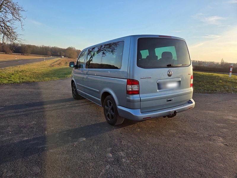 Second-hand VW T5 131 CP (96 kW) 2007 Albastru Van