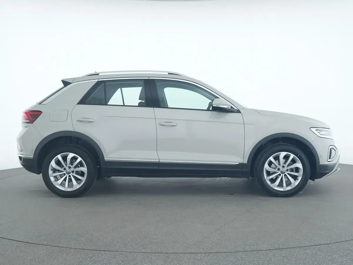 Gebraucht VW T-Roc Style 150 PS (110 kW) 2023 Ascotgrau SUV