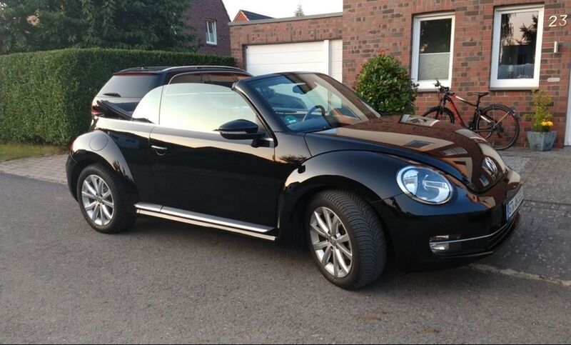 Schwarz Gebraucht 2015 VW Beetle CLUB Cabrio | 15.900 € (Fairer Preis) - Bild 1/4