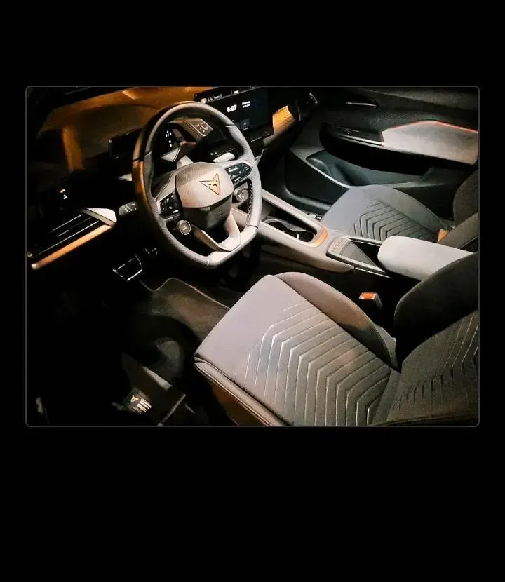 Gebraucht Cupra Born 169 kW (231 PS) 2023 Weiß Kleinwagen