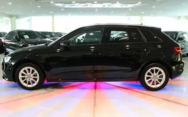 Gebraucht Audi A3 Attraction 150 PS (110 kW) 2015 Schwarz Limousine