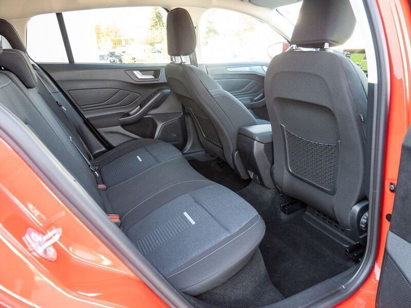 Gebraucht Ford Focus Active 125 PS (91 kW) 2023 Rot Kombi