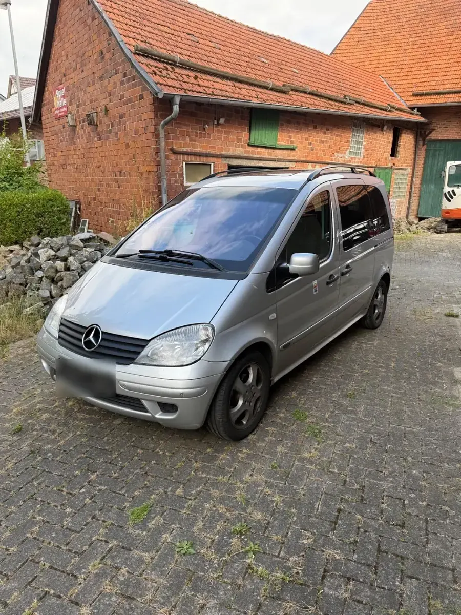 Gebraucht Mercedes Vaneo 125 PS (91 kW) 2002 Silber Van / Kleinbus