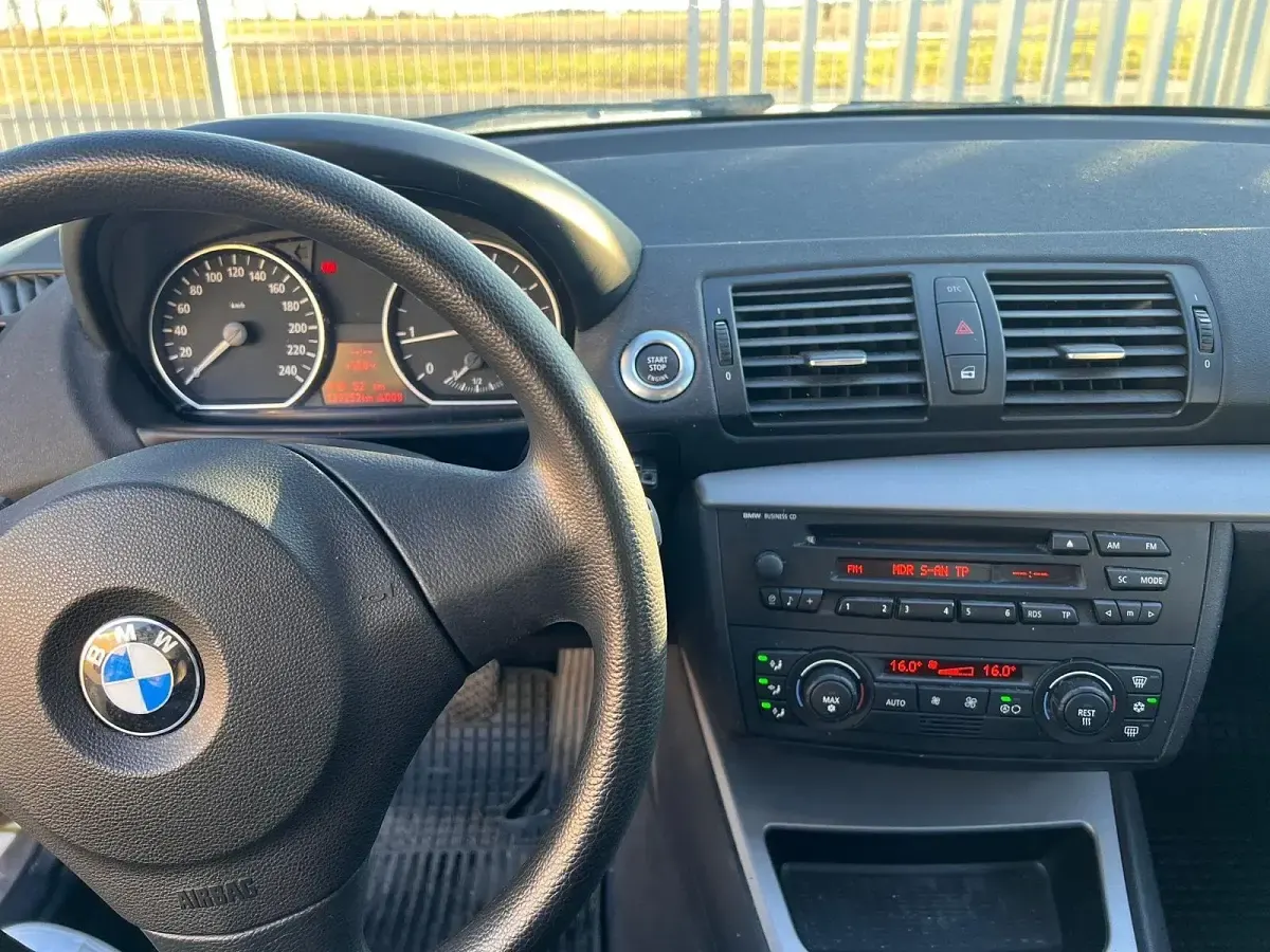 Gebraucht BMW 116 116 PS (85 kW) 2005 Grau Kleinwagen