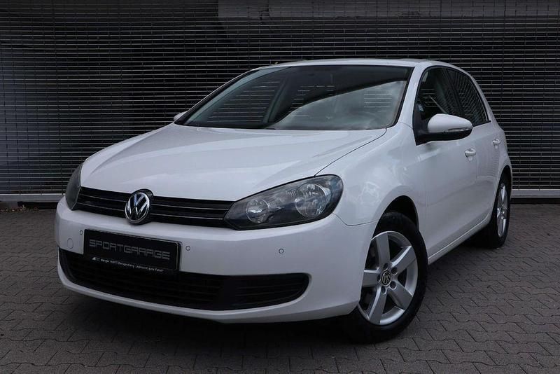 Candyweiss Gebraucht 2012 VW Golf VII Comfortline Limousine | 9.600 € (Fairer Preis) - Bild 1/4
