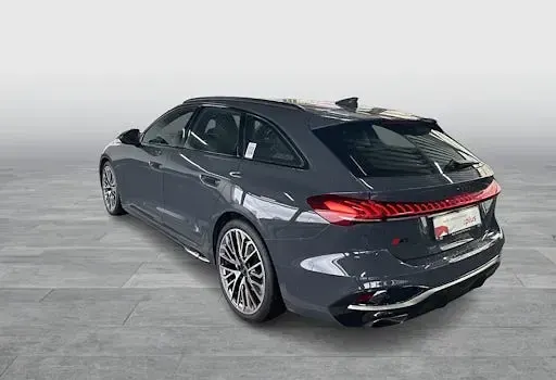 Gebraucht Audi A5 S-Line 204 PS (150 kW) 2025 Magnetgrau Kombi