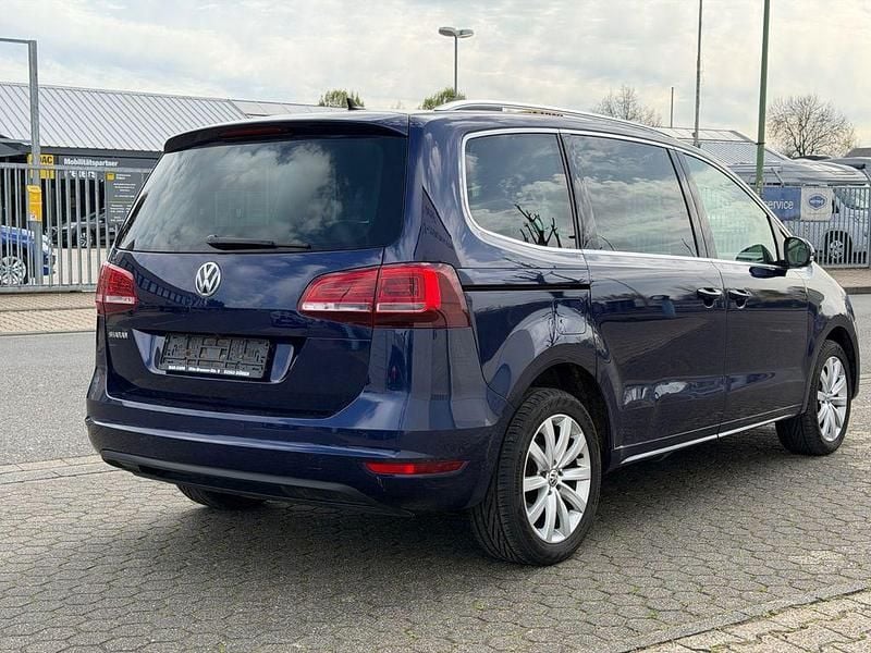 Gebraucht VW Sharan Highline 150 PS (110 kW) 2018 Blau Van / Kleinbus