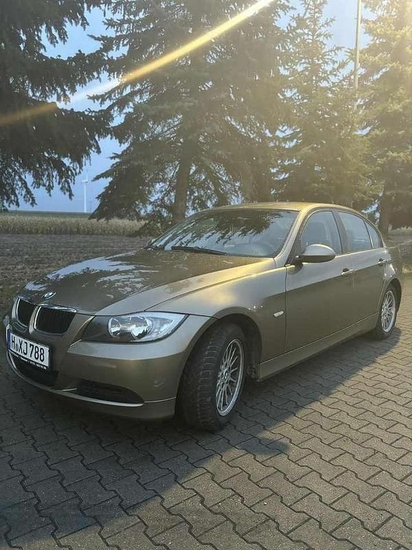 Gebraucht BMW 320 150 PS (110 kW) 2006 Limousine