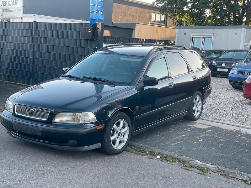 Gebraucht Volvo V40 140 PS (102 kW) 1996 Kombi