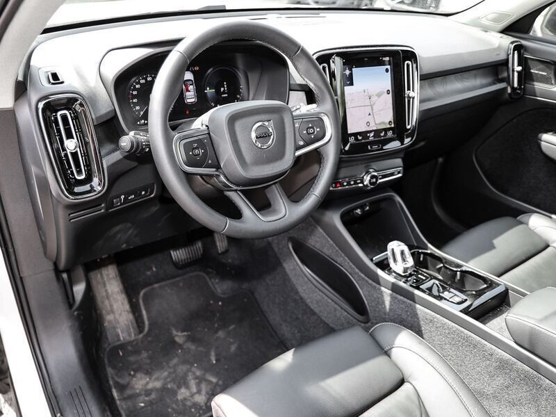 Gebraucht Volvo XC40 Plus 211 PS (155 kW) 2023 Weiss SUV