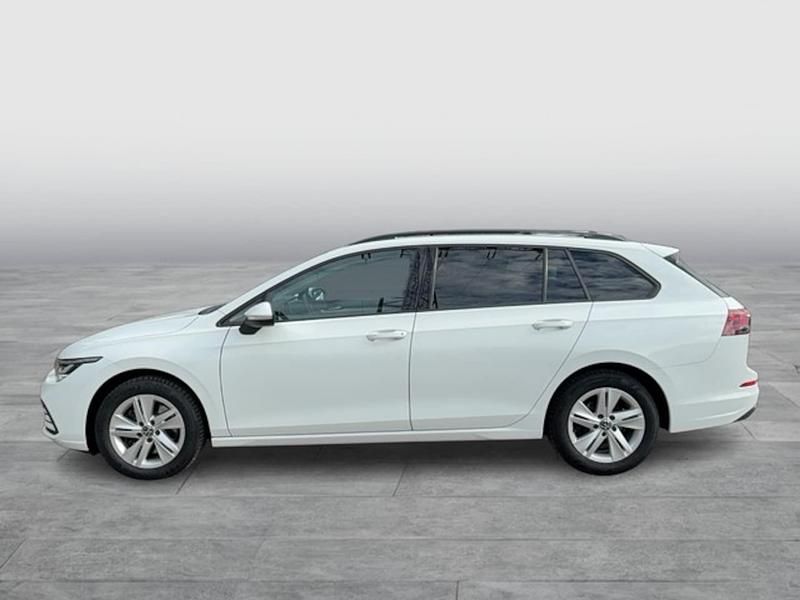 Gebraucht VW Golf VIII Life 150 PS (110 kW) 2022 Weiß Kombi