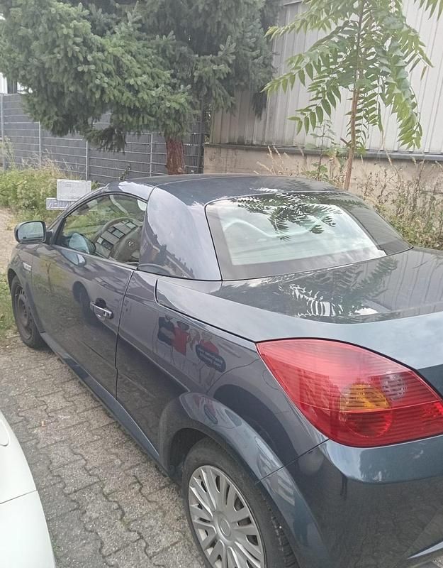 Gebraucht Opel Tigra 121 PS (88 kW) 2006 Blau Cabrio