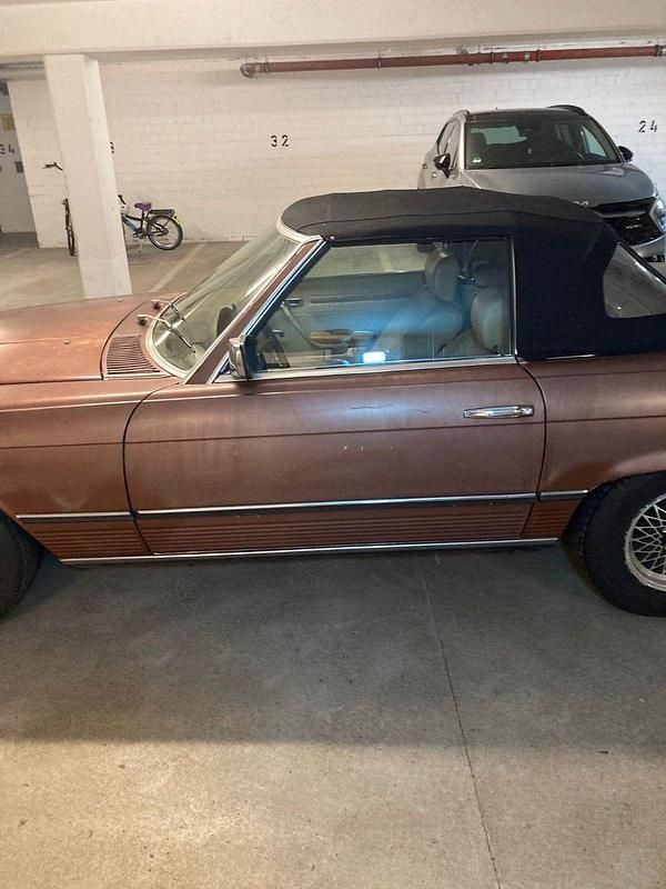 Second-hand Mercedes SL280 1978 Maro Cabrio