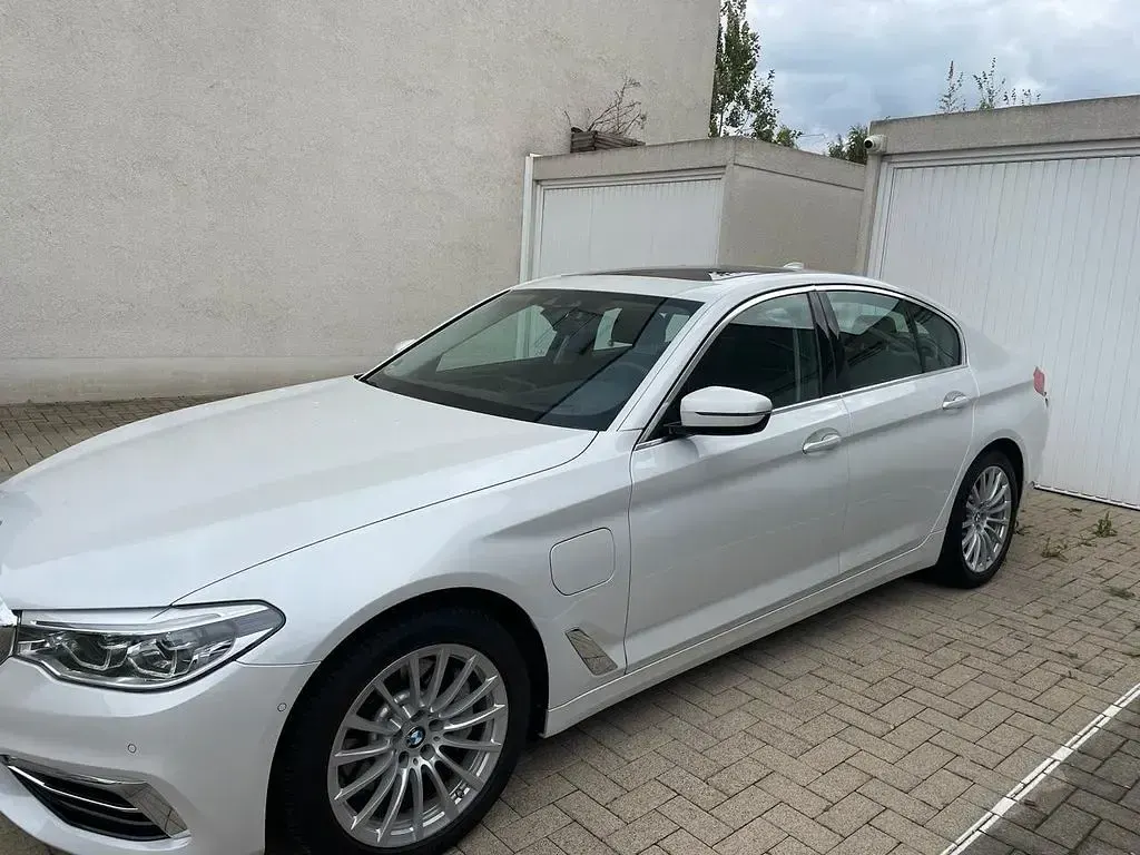 Gebraucht BMW 530e iPerformance 252 PS (185 kW) 2020 Weiß Limousine