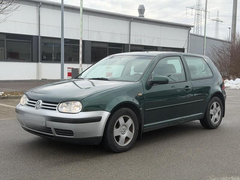 Grün Gebraucht 1998 VW Golf IV Kleinwagen | 999 € (Guter Preis) - Bild 1/4