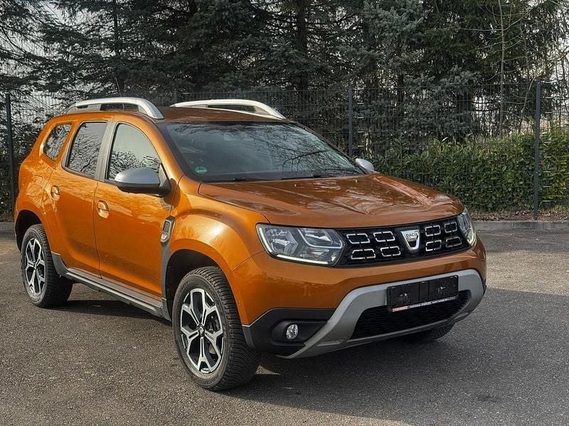 Gebraucht Dacia Duster Prestige 109 PS (80 kW) 2018 Orange SUV