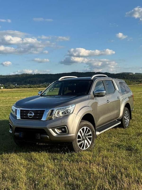 Grau Gebraucht 2019 Nissan Navara N-Connecta Abholung | 29.500 € (Fairer Preis) - Bild 1/4