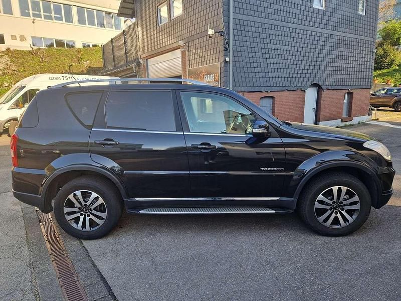 Usata SsangYong Rexton 155 CV (114 kW) 2013 Nero SUV