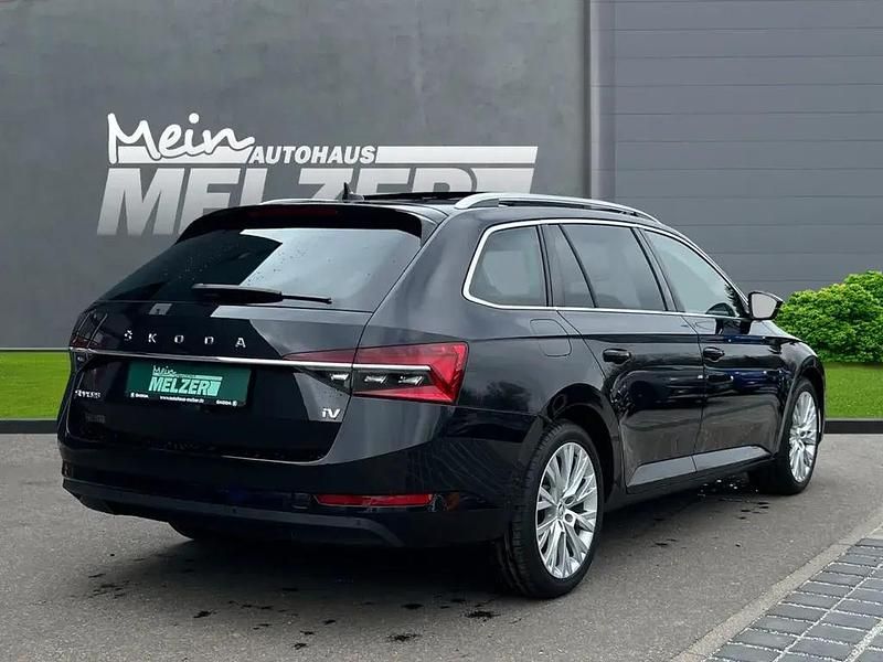 Gebraucht Skoda Superb Style 156 PS (114 kW) 2020 Schwarzmagic perleffekt Kombi