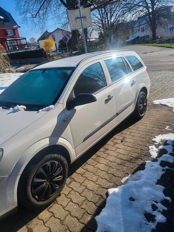 Second-hand Opel Astra 116 CP (85 kW) 2009 Alb Break