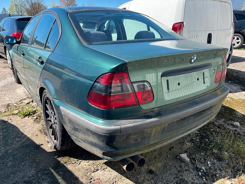 Usata BMW 320 150 CV (110 kW) 2000 Verde Berlina